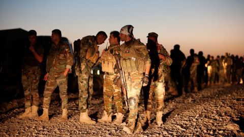 Kurdové vyrazili na Mosul. Reportér Aktuálně.cz s nimi strávil poslední hodiny před bitvou