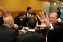 Exministr Gandalovič si platil rekordní počet poradců