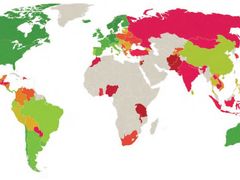 Kvalita života seniorů ve světě. Zelená je nejlepší, červená nejhorší.