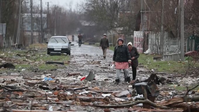 Záběry z Rusy zničeného Černihiva