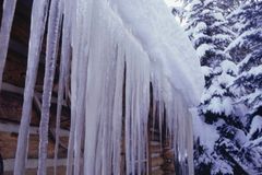 Česko zasáhnou arktické mrazy, na západě bude až minus 18 stupňů