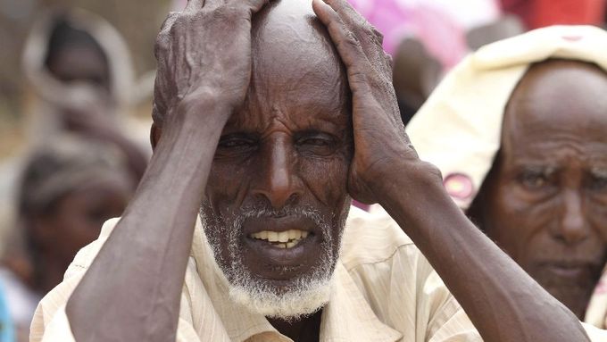 Hladomor v Somálsku. Důkaz mizerné distribuce bohatství.