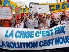 Francouzi se bouří proti plánům vlády na posunutí odchodu do důchodu