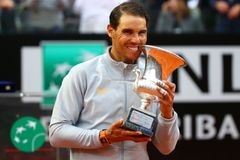 Nadal se po týdnu vrátil do čela tenisového žebříčku. Plíšková si o místo pohoršila a je šestá