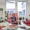 Fotogalerie / Šicí dílny v Táboře vyrábějí pro lidi roušky / Adam Helma