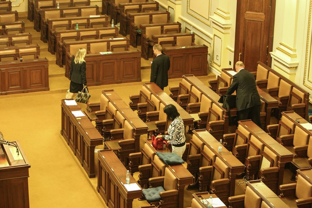 Rozpouštění sněmovny