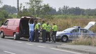 Policejní přípravy byly mimořádné. Zabaveno bylo i několik zbraní.