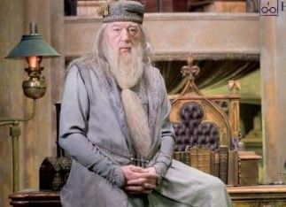 Michael Gambon jako Brumbál ve filmu Harry Potter