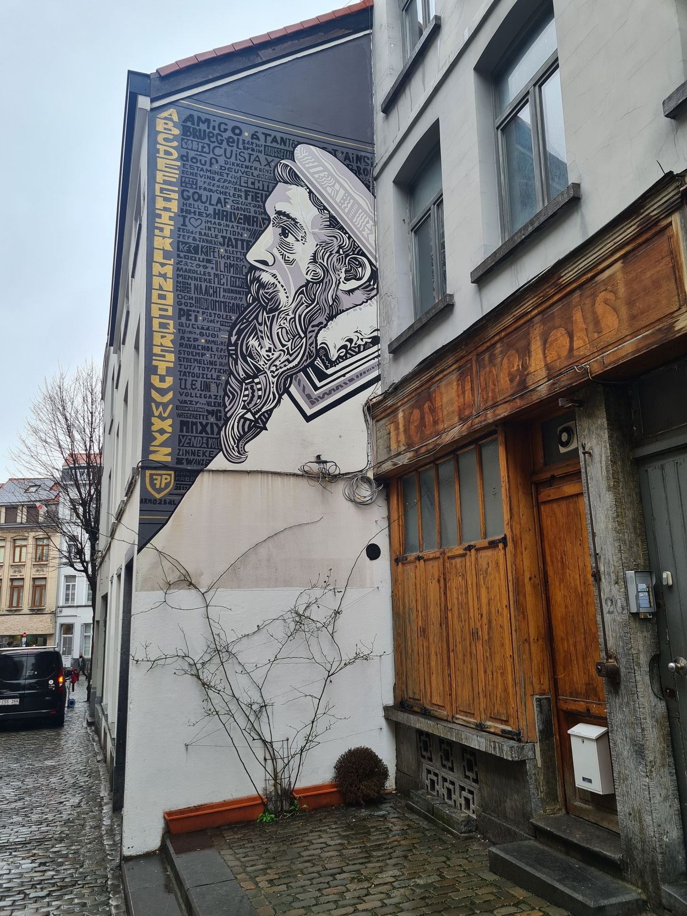 brusel reportáž hranolky pralinky jídlo architektura