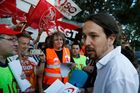 Španělská radikální levice míří k historickému úspěchu. Pomoci má katalog jako z IKEA