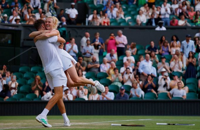 Kateřina Siniaková a Sem Verbeek, Wimbledon 2025