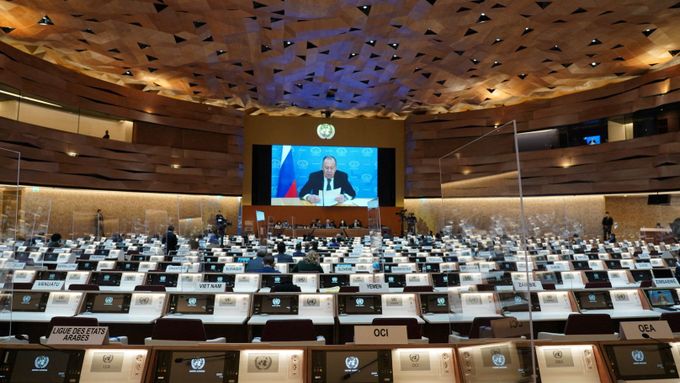 Na zasedání Rady OSN pro lidská práva (UNHRC) delegáti bojkotovali projev ruského ministra zahraničí Sergeje Lavrova.