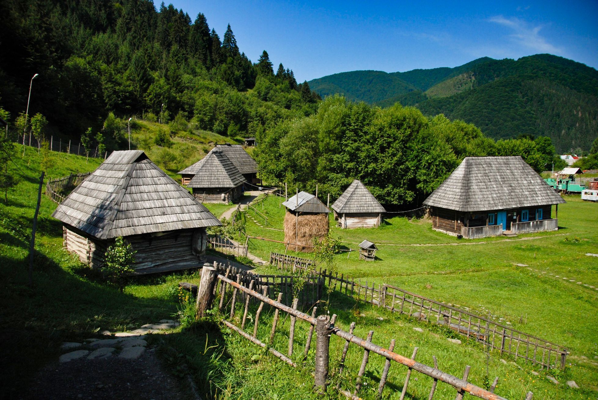 Koločava, Podkarpatská Rus, Ivan Olbracht, Nikola Šuhaj