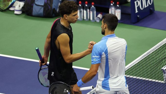 Ben Shelton a Novak Djokovič v semifinále loňského US Open