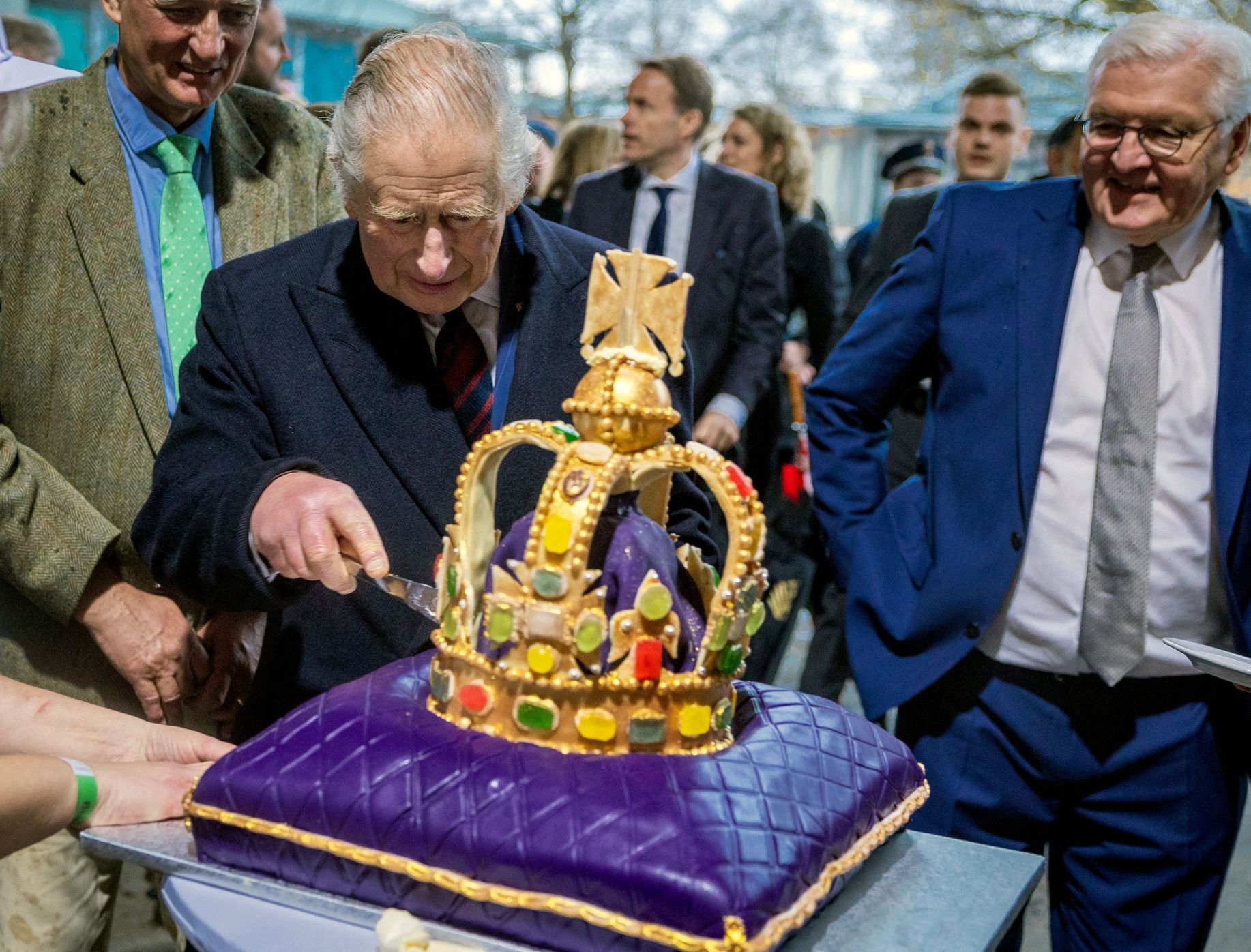 Karel III., Německo, návštěva, Brodowin, dort, korunovační klenoty