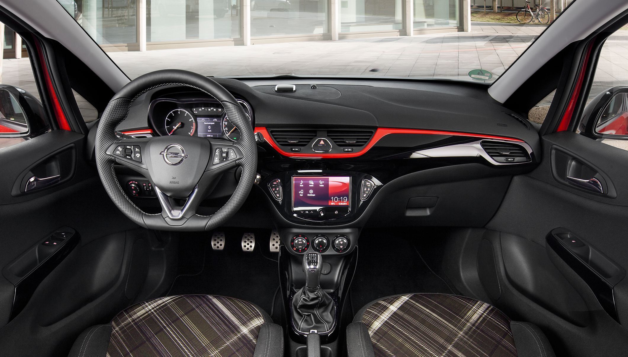 Opel Corsa 2014 - interiér