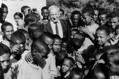 Rakouský šok: zakladatel SOS dětských vesniček Gmeiner týral a zneužíval malé sirotky