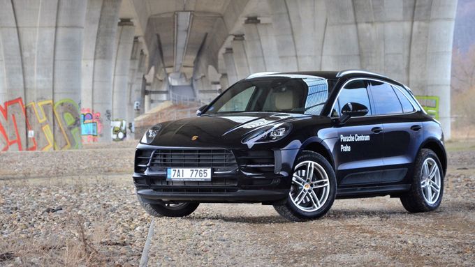 Porsche už dostalo motor z Volkswagenu, teď ho má ze Škodovky. Test SUV Macan