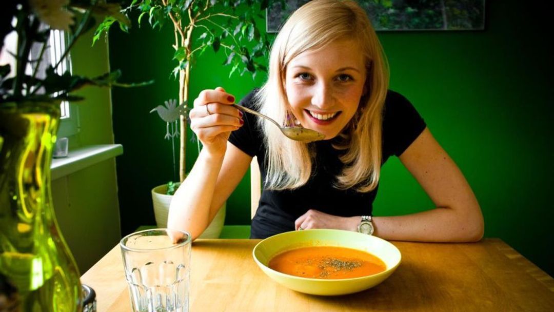 Studentky u plotny: snadná domácí rajčatová polévka!