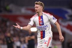 Šulc udivuje Evropu, lepší jsou jen dvě superhvězdy. Trenér teď kvůli němu čelí tlaku