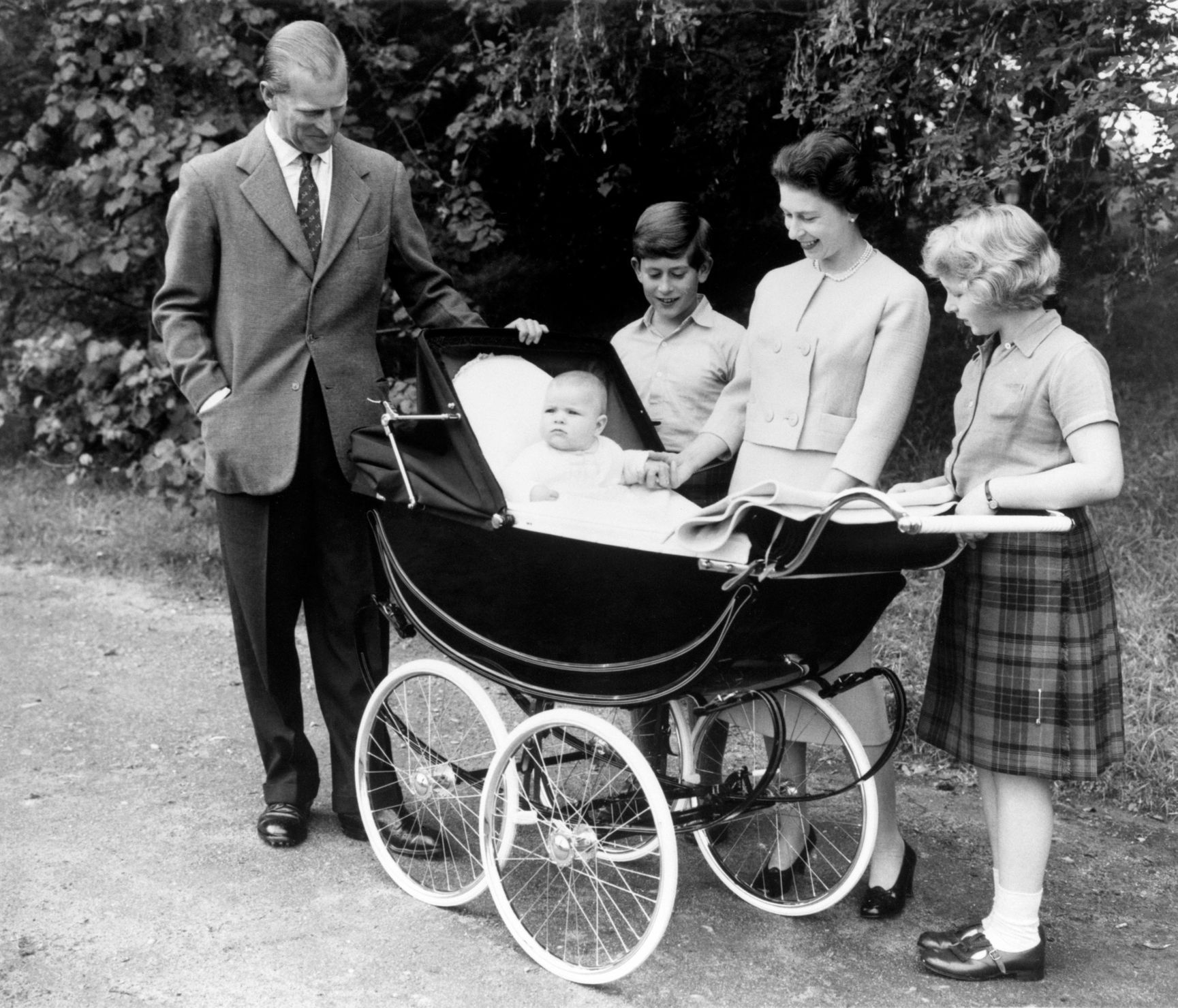 Britská královská rodina, princ Charles, princezna Anna a princ Andrew