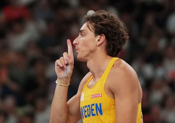 Švédský tyčkař Armand Duplantis a jeho rekord při MS v atletice 2025 v Tokiu