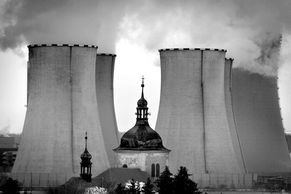Sever. Drsný kraj uhlí, rafinerií a elektráren pohledem fotografa Jakuba Bartošky