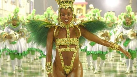 Rio žije karnevalem. Tady je výběr nejkrásnějších tanečnic