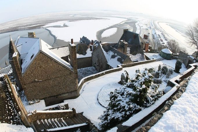 Mont-Saint-Michel v zimě, prosinec 2010.