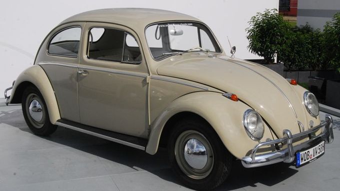 Srovnání tří generací VW Brouk