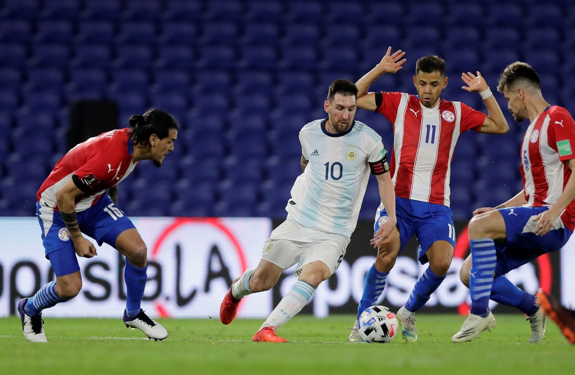 fotbal, kvalifikace MS 2022,  Argentina - Paraguay, Lionel Messi
