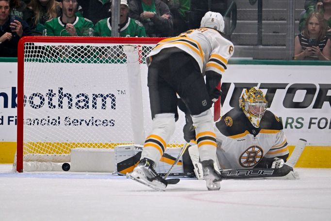 Nov 14, 2024; Dallas, Texas, USA; Boston Bruins goaltender Jeremy Swayman (1) allows a goal to Dallas Stars left wing Mason Marchment (not pictured) during the third peri