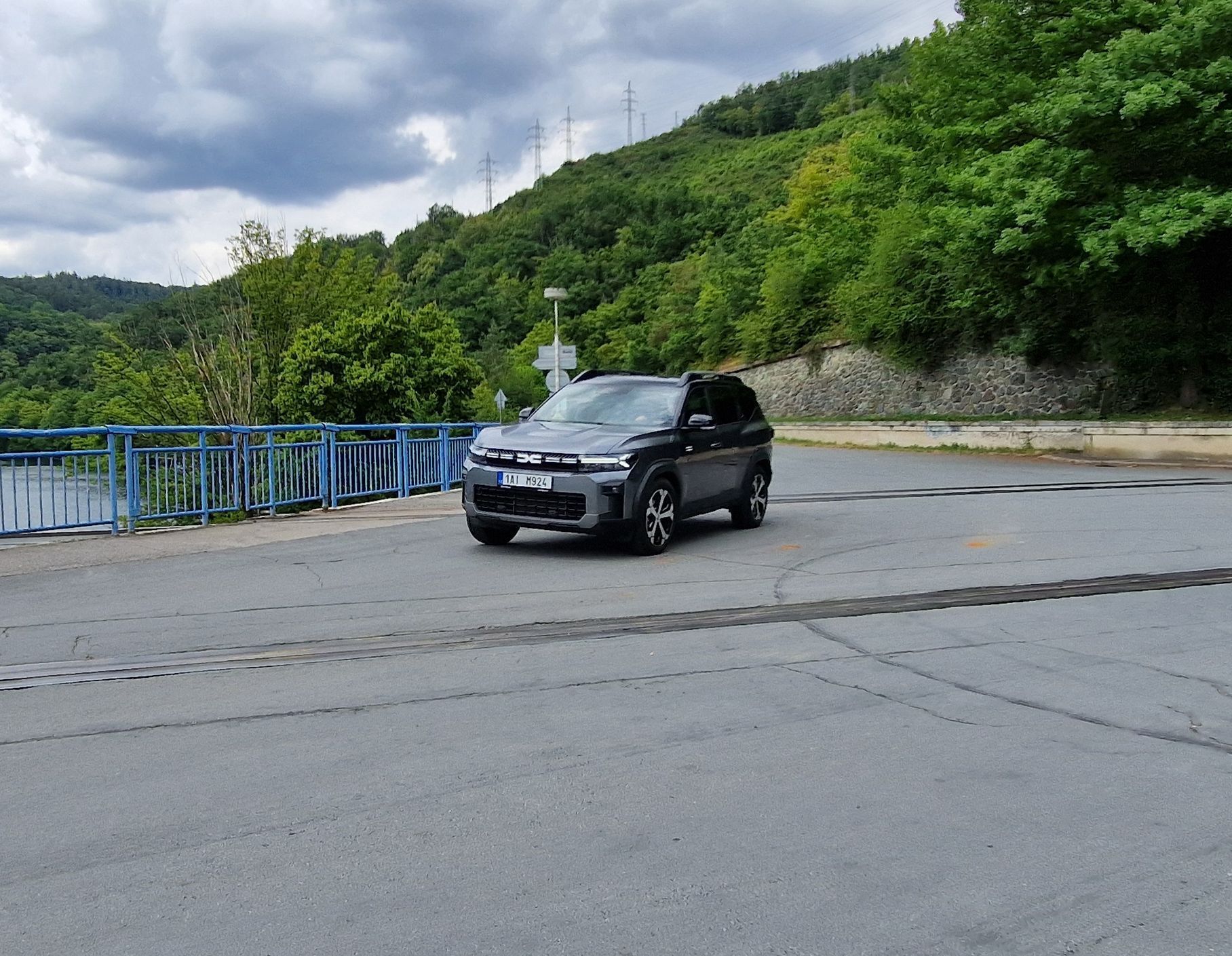 Dacia Duster a Bigster srovnání