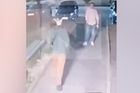 Video: Ničitele z Mariuopulu zabila výbušnina v tašce. Rus mířil mezi elitu národa