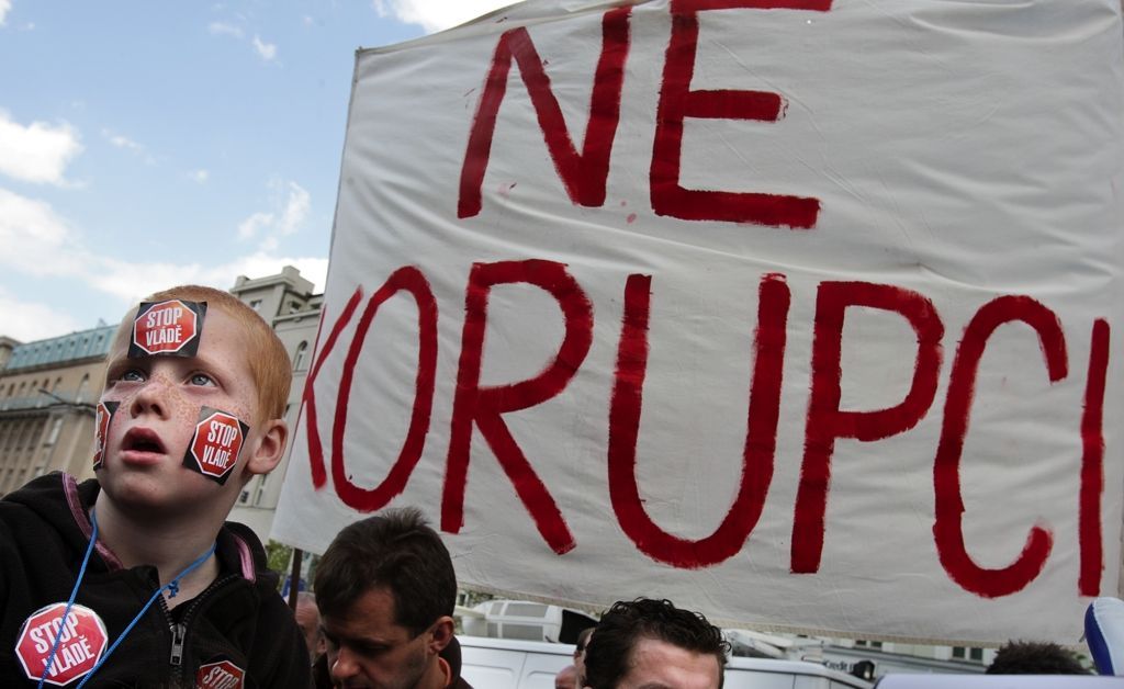 demonstrace proti vládě na Václavském náměstí
