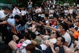 Organizátoři ale uvedli, že dav demonstrantů čítal okolo 510 000 účastníků.