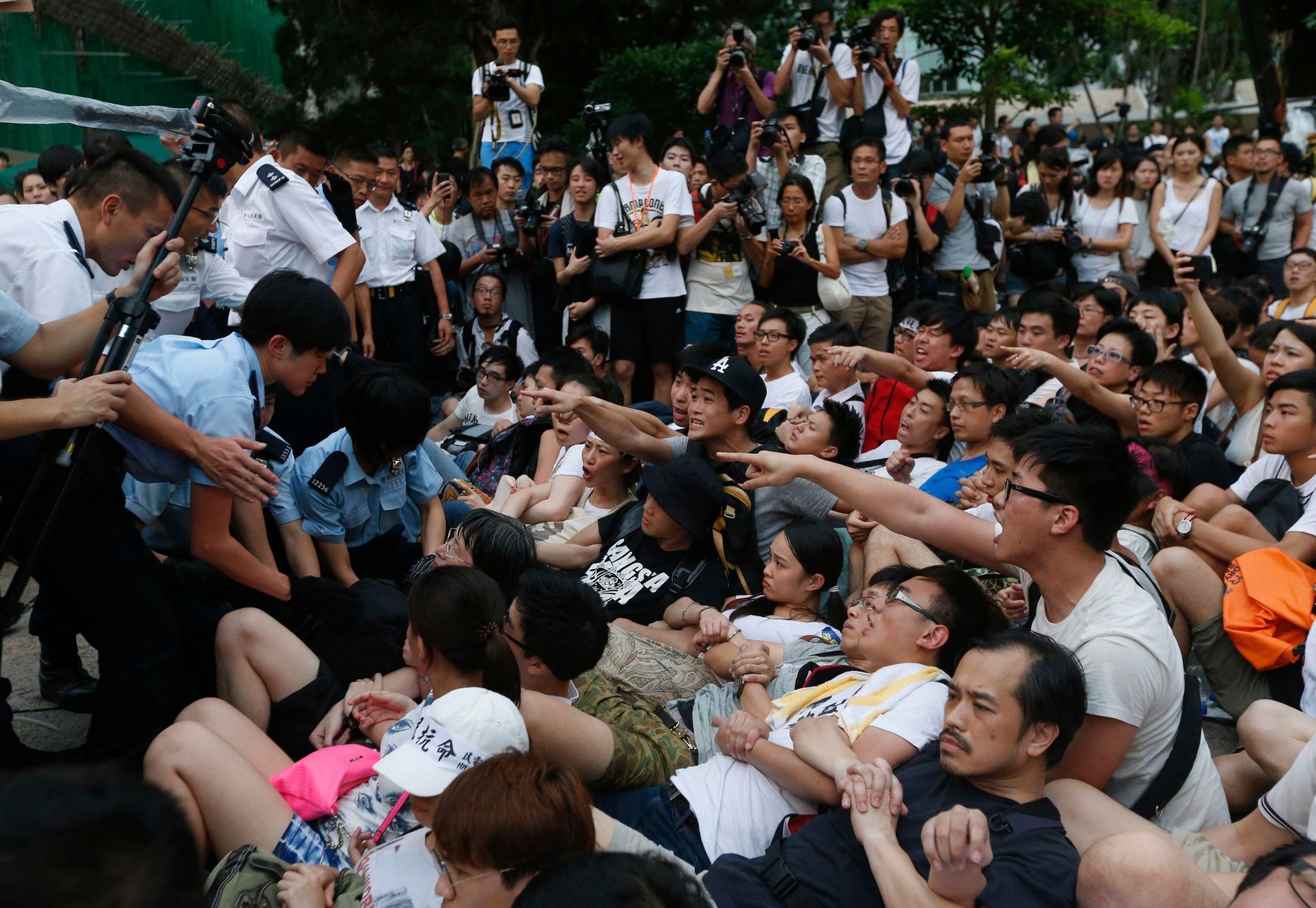 Hongkong - Čína - demonstrace - zatýkání