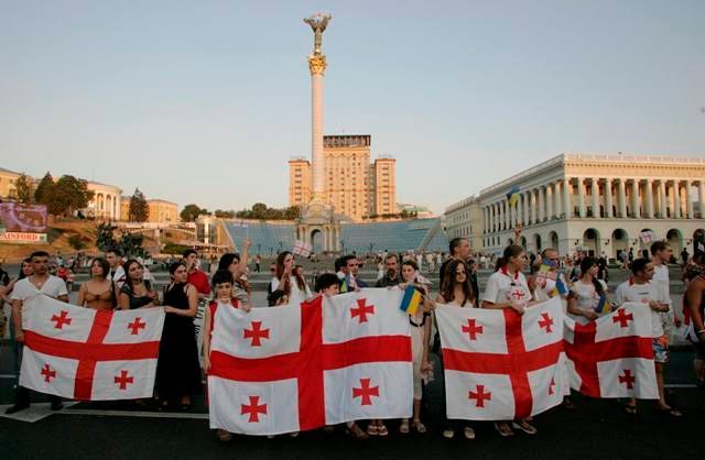 Demonstrace na podporu Gruzie na Ukrajině