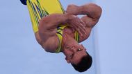 Jak by řekla princezna Dišperanda z pohádky Hrátky s čertem, brazilský sportovní gymnasta Caio Souza je samý sval a šlacha.