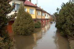 Záplavy se ekonomiky zásadně nedotknou
