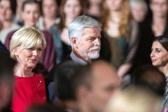 Koho zvát na ceremonii 28. října? Nápad Hradu narazil u exprotokoláře Forejta