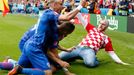 Euro 2016: Turecko-Chorvatsko: chorvatský fanoušek vnikl na hřiště