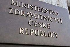 Ministerstvo podezřívá pojišťovnu z vyvedení milionů