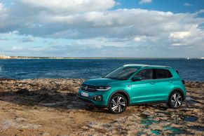 Volkswagen objevuje plechové zlato za pět minut dvanáct. Test malého SUV T-Cross