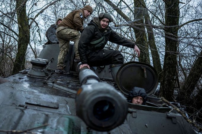 Ukrajinští vojáci blízko fronty v Charkovské oblasti.
