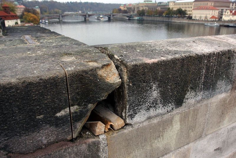 Oprava Karlova mostu