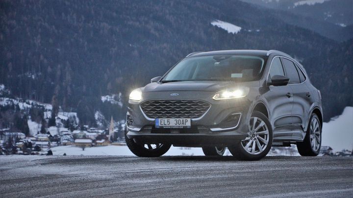 Chytrá horákyně na cestách: S Fordem Kuga do Knedlíkových hor za drifty i Římany; Zdroj foto: Martin Přibyl