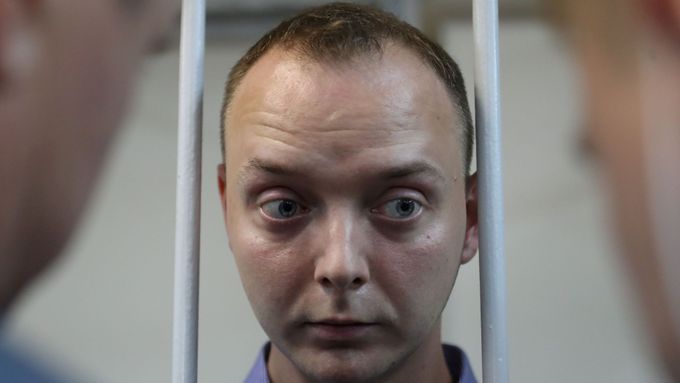 Hledte Si Sveho Zatceni Rusa Vineneho Ze Spionaze Pro Cesko Zazehlo Spor Velmoci Aktualne Cz Hledte Si Sveho Zatceni Rusa Vineneho Ze Spionaze Pro Cesko Zazehlo Spor Velmoci Aktualne Cz