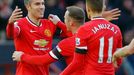 Van Persie, Rooney a Januzaj slaví gól Manchesteru United