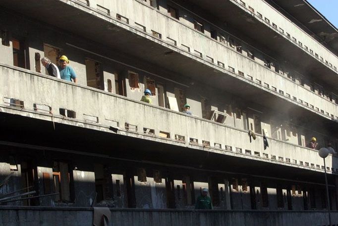 Tady "problémoví" občané ještě minulý týden bydleli